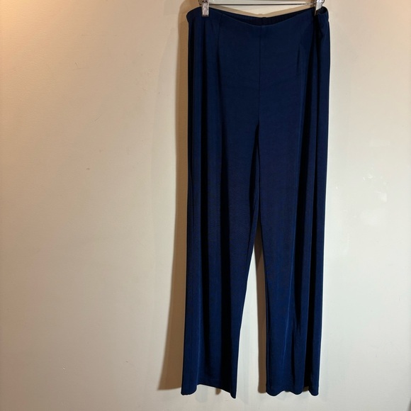 CHICO’S Travelers Sz 2 Reg Slinky Elasticized Waist Straight Leg Pull On Pants - Picture 2 of 11